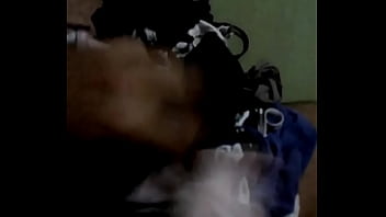 Preview 1 of Xxx Kok Borok Video - Diversion con las bragas de mi vecina amiga