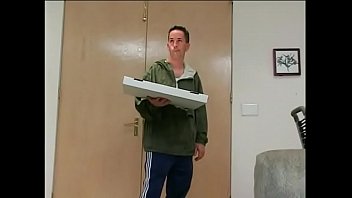 Preview 1 of Xx Bigcok Hot Hot Girll - Pizza boy comes over and eats out the lonely milf&#039_s pussy