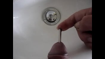Preview 2 of Lawak Sule - Pissing with a sound in