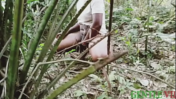 Preview 2 of Super Hit Kajal Photos Xxx - Inside the forest having fun with a hunter