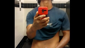 Preview 1 of Evli 2 - Bos Miami gunning His BBC in restroom