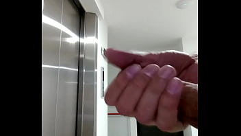 Preview 2 of Indian Beautiful Bhabi Xxx Video - PUNHETA CORREDOR HOTEL 3