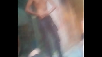 Preview 2 of Orgy Zoo - Striptis apasionante