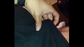 Preview 2 of Desi Bhabi And Mom - Que les parece