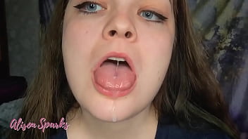 Preview 3 of Sister And Brother Jd Xxxx - ️Alison&#039_s mouth exploration and spit fetish️Out on my ManyVids and Coming on soon!below!
