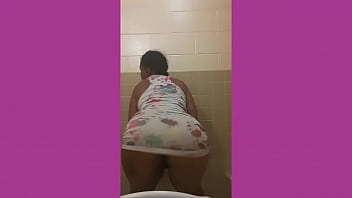 Preview 1 of Salma Cam3 - They got A send me the budget