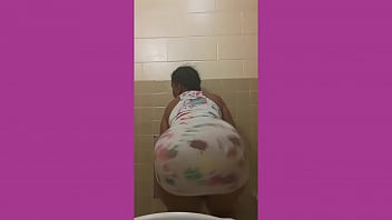 Preview 4 of Salma Cam3 - They got A send me the budget