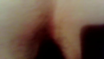 Preview 4 of Alman Moms - Golosa coje mientras habla por tel&eacute_fono