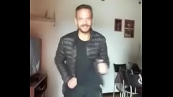 Preview 2 of Firts Gay - Bailando sexy para atraer hombres calientes con mi danzita aparentil