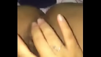 Preview 1 of Momsonsexstory - Em 2k1