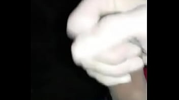 Preview 2 of Yaug - Soraia P&eacute_rola dando uma gozadinha na rua