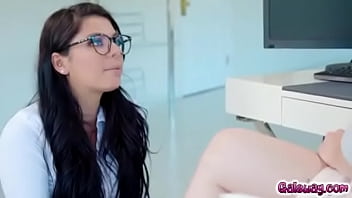 Preview 1 of Desisxxx - Lady Boss The IT Nerd.2.mp4