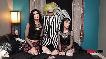 Preview 1 of Mom And Yonu Son Xxx Video - Bettlejuice,  Beetlejuice Stepsisters Hex With Their Pussy Juice