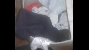 Preview 1 of 70 Old Anal - calcinha da tia no sexto de roupas usadas