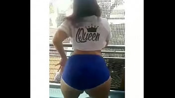 Preview 2 of Real Porn Virgin - Nena argenta bailando