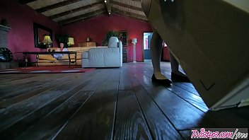 Preview 1 of Aiden And Dru - Knows Best - (Joseline Kelly,  Veronica Avluv) - know how to help stepdaughter - Twistys