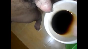 Preview 3 of Arri Fawn - Con cu chấm nước tương.