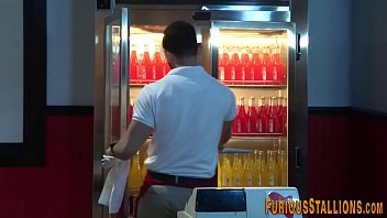 Preview 1 of Pouli Dham Xxx Video - Ripped bear rides shlong