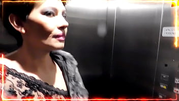 Preview 1 of I Love U Mom Can I Fuck U - LA NINFOMANA  PUTA  SE COJE  AL CHOFER