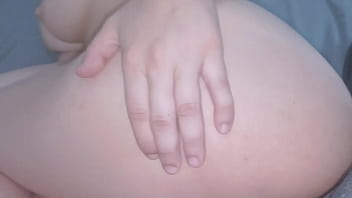 Preview 3 of Honeymoon Xxx Vdo - Mira que cosita m&aacute_s linda tiene mi hermanastra