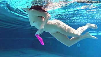 Preview 4 of Samll Boy And Big Gril Xnxx - Hot Russian Jessica Lincoln in the pool