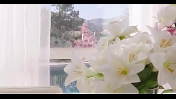 Preview 1 of Modhati Sari Sex - Blonde Sexy Fucked By Boyfriend &amp_ Eat All Cum