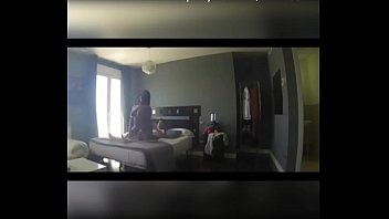 Preview 3 of Fucking For Market - Milf nera scopata alla grande!