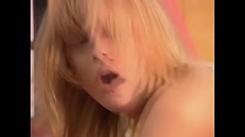 Preview 4 of Brazzbers - filling sister&#039_s pussy