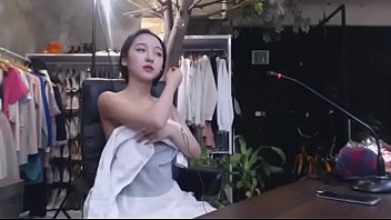 Preview 1 of Fronsex - Korean babe show