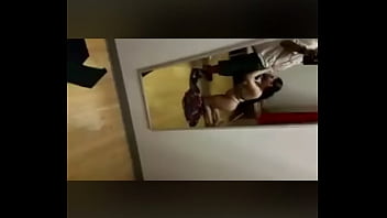Preview 1 of Girl Or Horse Ki Choda Chodi - Sucking dick in the dressing room