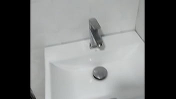 Preview 3 of Big Len Sax - Bathroom fun soloboy