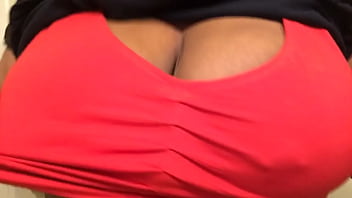 Preview 2 of 18 Aunt - Flashing tits