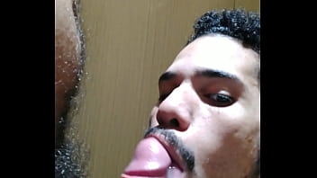 Preview 3 of Gdp E290 Btsundefined - Pega&ccedil_&atilde_o no banheiro