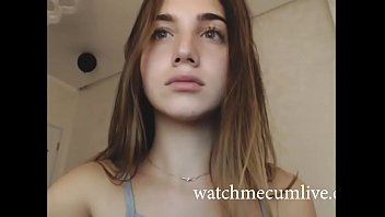 Preview 1 of Baroth Is Sister Sex - Gorgeous teen beautiful eyes waits for you
