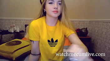 Preview 3 of Mom Oar Beta - Cute Teen teases on webcam