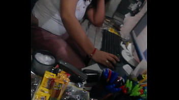 Preview 1 of Xxxi Vedio - Nena le gusta ver mi verga ...
