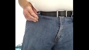 Preview 2 of Sekxyy Xxx - Giant cock with a clue