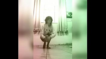 Preview 3 of Black Shaved Bussy - tesuda embrazando no despacito 2 gostoso