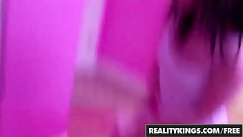 Preview 1 of Il Ejacule Dans Sa Chatte - Two cute girls make out for their friend - Reality Kings
