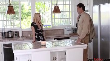 Preview 1 of Sunny Leone 3xx Full Hd Movi - StepMom frees stepson so he can fuck her!