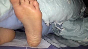 Preview 2 of Riding A Didlo - Girlfriend&#039_s candid feet when s.