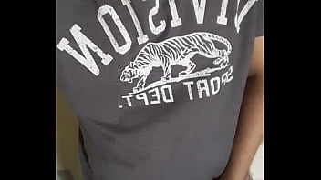 Preview 4 of Indian Wife Fuck By My Friend - Urso novinho batendo punheta s. ianbear698