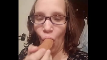 Preview 1 of Cctv Ofis - Scarlettmarie Deep throat&#039_s skin colored dildo