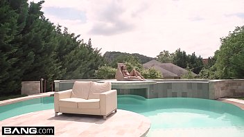 Preview 1 of Bokep Erotisism - Glamkore - Amirah Adara gets a sensual DP outdoors