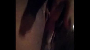 Preview 1 of Pussy Like Tounge - Me env&iacute_a v&iacute_deo de c&oacute_mo se masturba para mi