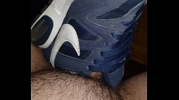 Preview 4 of Hindi Xvidieo - Nike Airmax gay Dick blowjob french sex