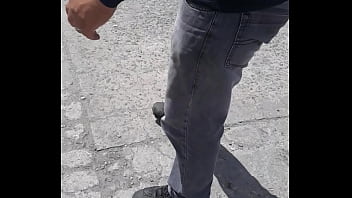 Preview 4 of Sixy Pilice - de olho na rola do agente