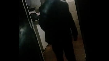 Preview 2 of Ava Madas - JOVEM SAFADO LEVANDO PORRA NA CARA