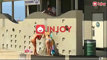 Preview 1 of Danlod Uforn - Sunny Leoni