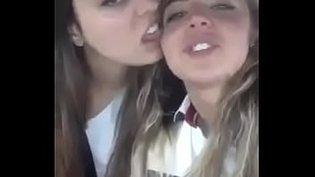 Preview 1 of Girl Dig Xxx Com - beso de chicas